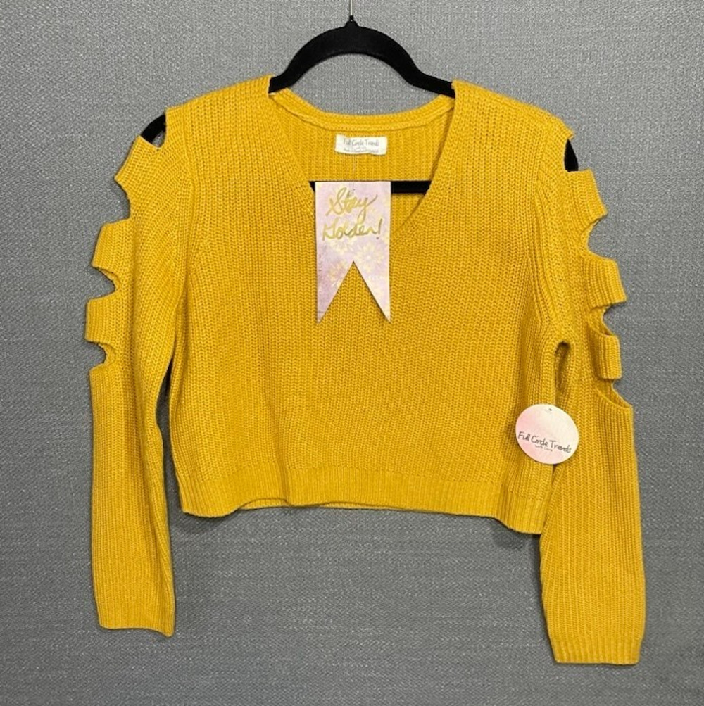 Full Circle Trends Cropped Open Shoulder Mustard Chunky Knit Sweater Large